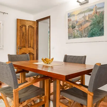 Maison Magdeleine Villa *